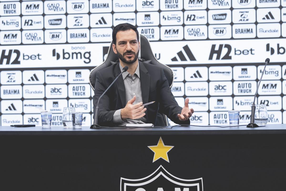 Atlético-MG Apresenta Victor Hugo: Reforço Promessa para 2026