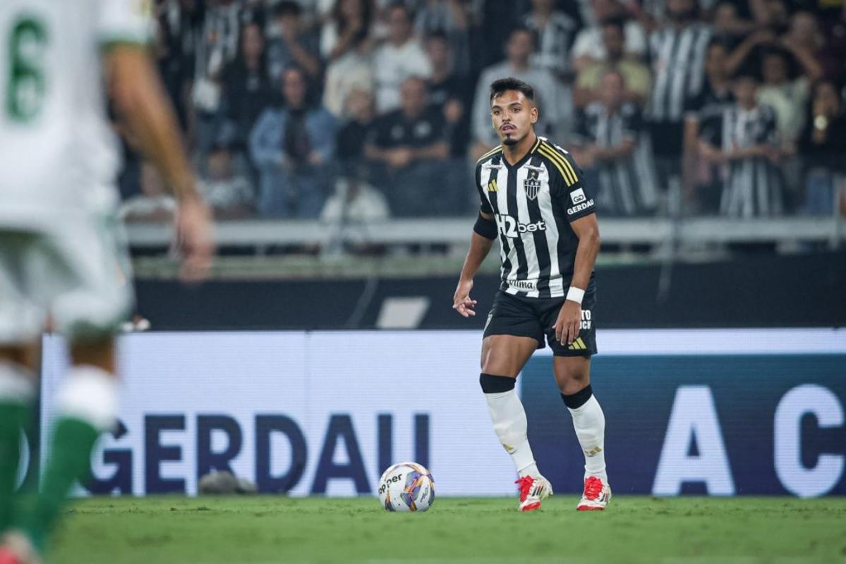 Gabriel Menino no Santos e Daniel Penha no Avaí: Movimentos no Atlético-MG para 2025